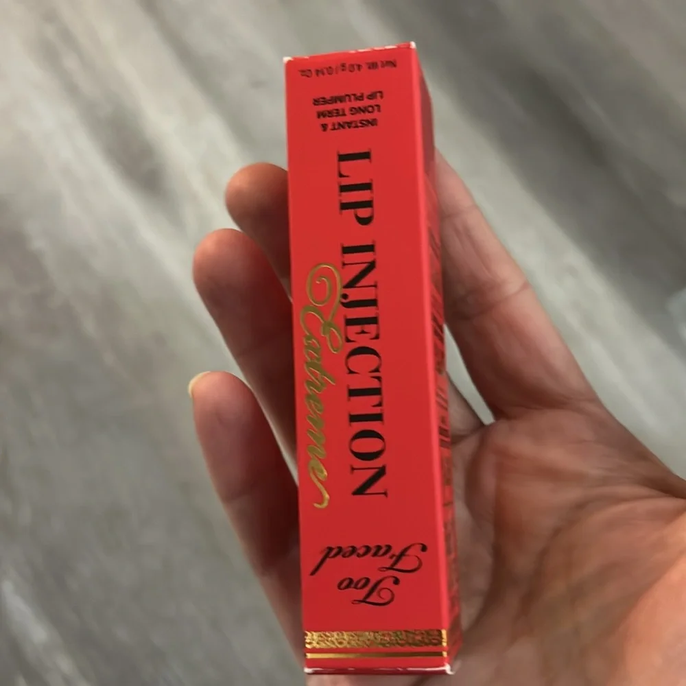 Too Faced Lip Injection Extreme Gloss - Pink Punch - New in Box